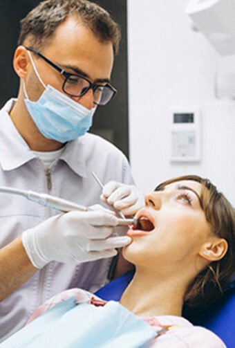 Root Canal for Front Tooth: Benefits, Drawbacks, and Aftercare